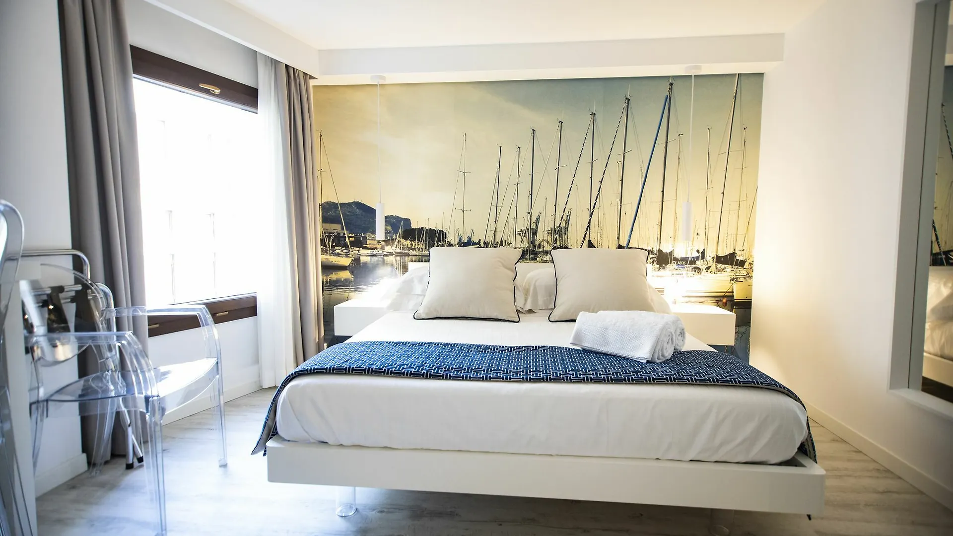 Suite Quaroni Palermo 2*,  Italy